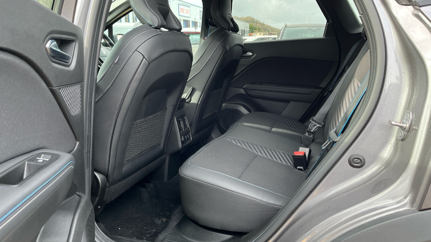 Used Renault Other 2024 for sale - 77848795: Photo 16