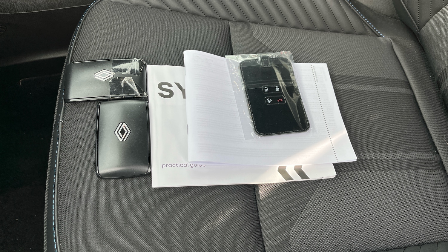 Used Renault Other 2024 for sale - 77848795: Photo 19