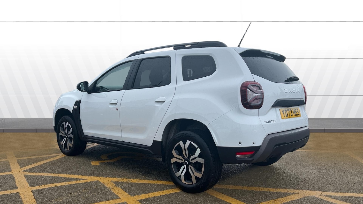 Used Dacia Duster 2024 for sale - 76761932: Photo 2