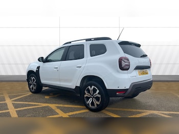 Used Dacia Duster 2024 for sale - 76761932: Photo
