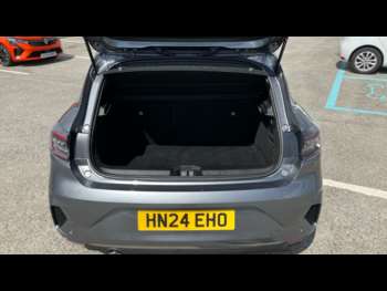 Used Renault Clio 2024 for sale - 74435388: Photo