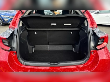 Used Toyota Yaris 2023 for sale - 76761931: Photo