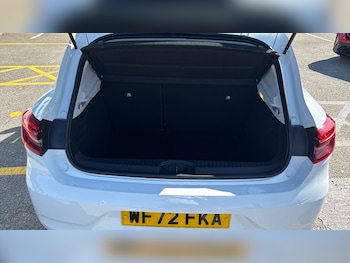 Used Renault Clio 2022 for sale - 79448158: Photo
