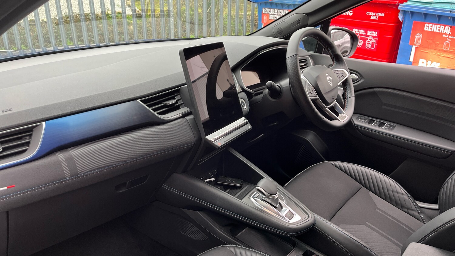 Used Renault Other 2024 for sale - 77946938: Photo 9