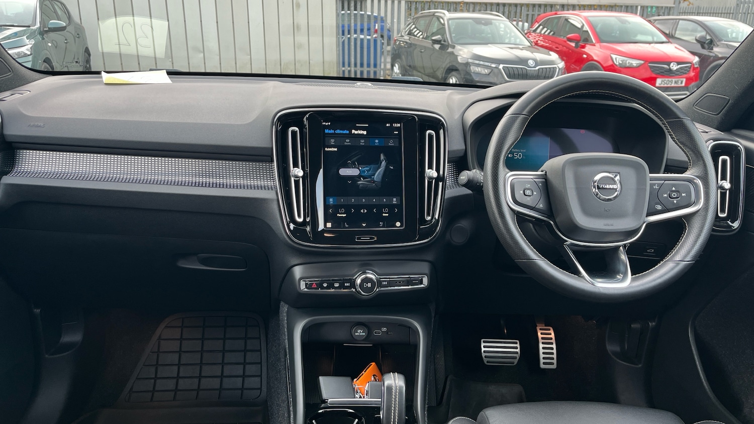 Used Volvo XC40 2021 for sale - 76694145: Photo 10