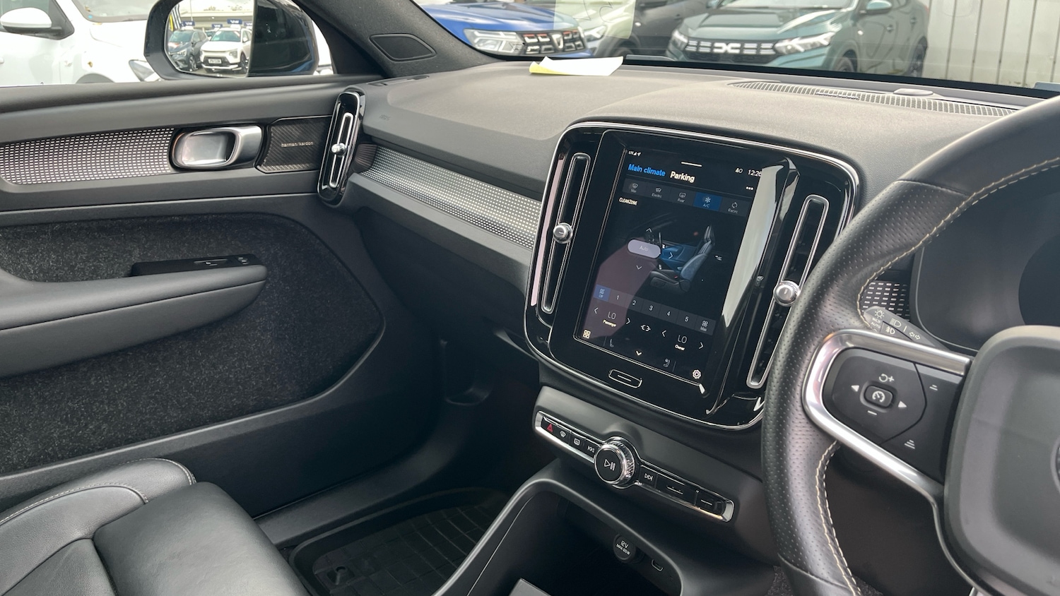 Used Volvo XC40 2021 for sale - 76694145: Photo 14