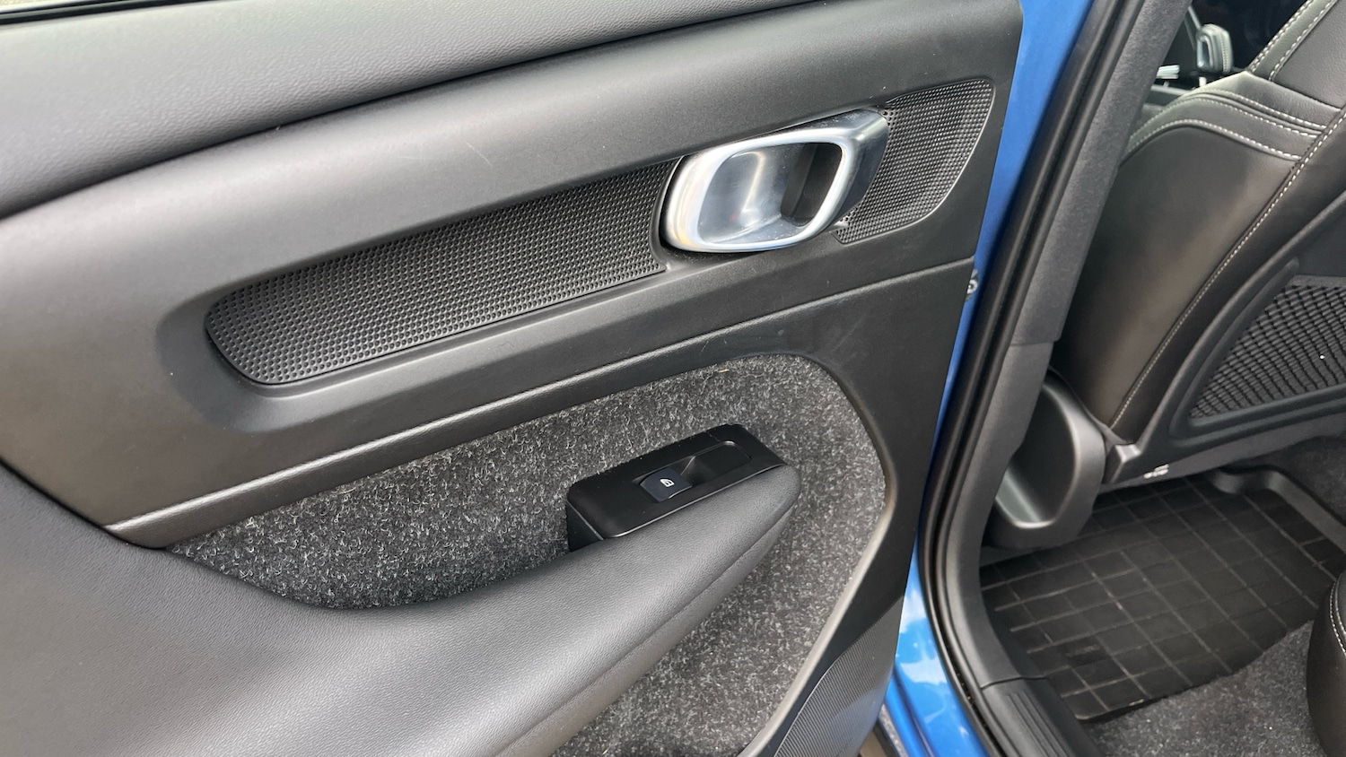 Used Volvo XC40 2021 for sale - 76694145: Photo 28