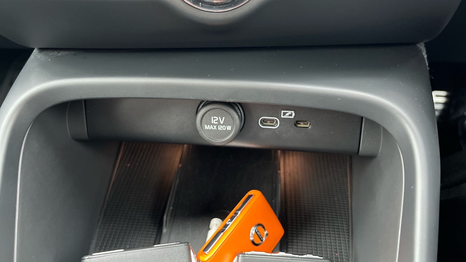 Used Volvo XC40 2021 for sale - 76694145: Photo 38