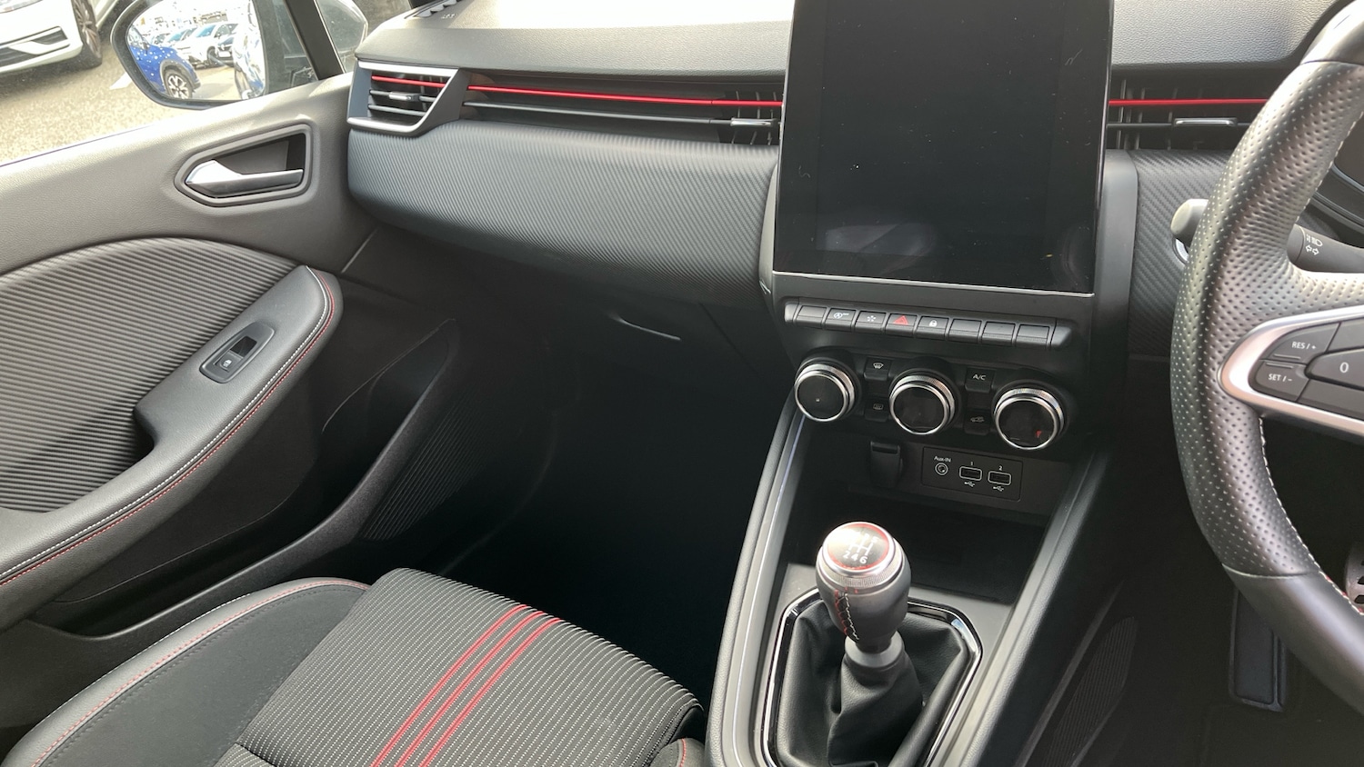Used Renault Clio 2021 for sale - 76255224: Photo 14