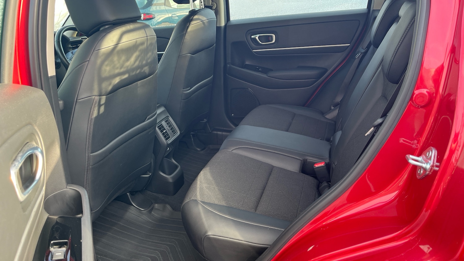 Used Honda HR-V 2023 for sale - 76971832: Photo 16