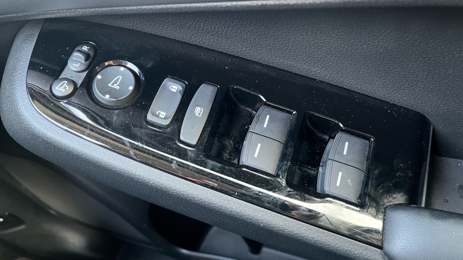 Used Honda HR-V 2023 for sale - 76971832: Photo 26