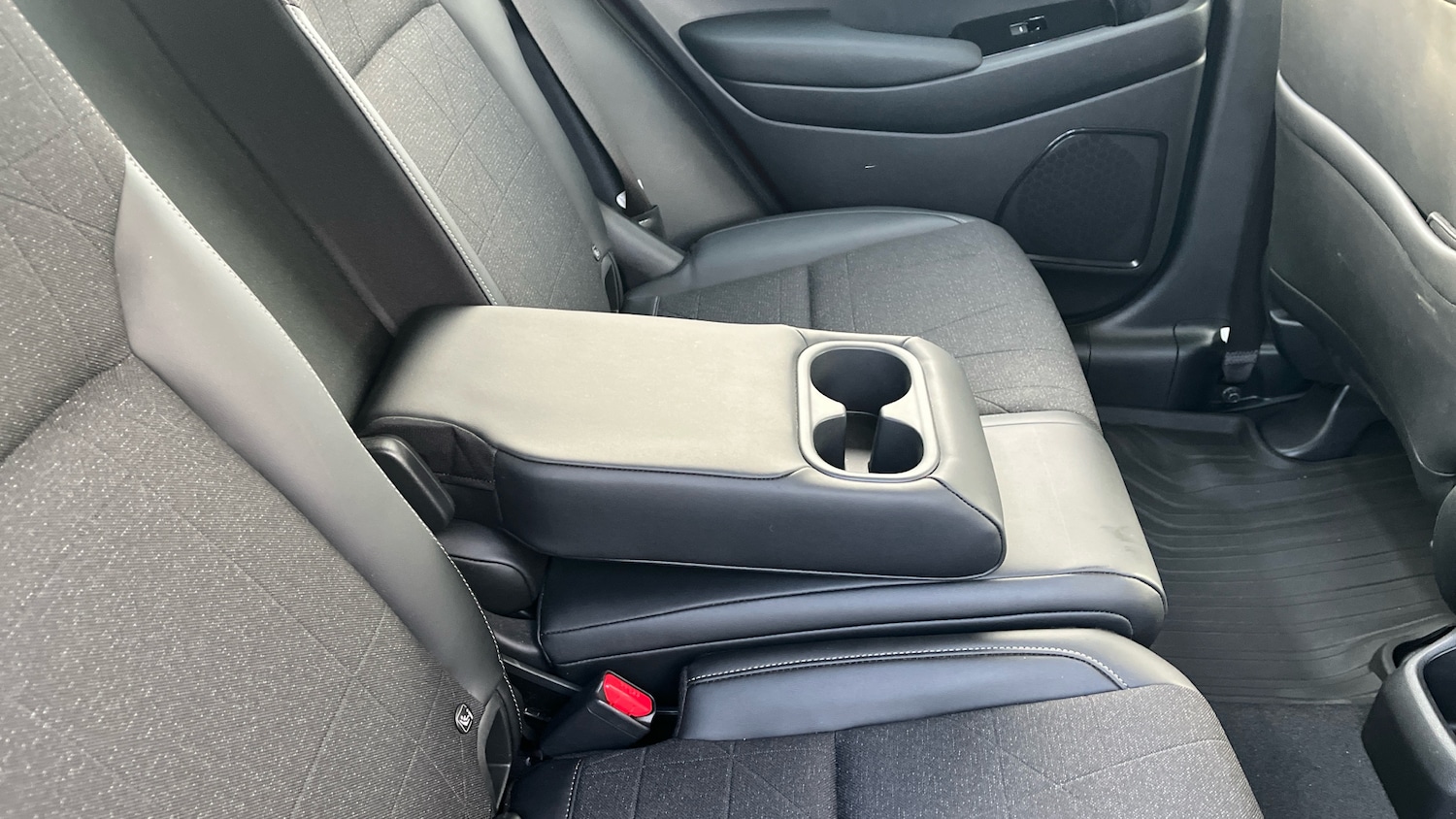 Used Honda HR-V 2023 for sale - 76971832: Photo 37