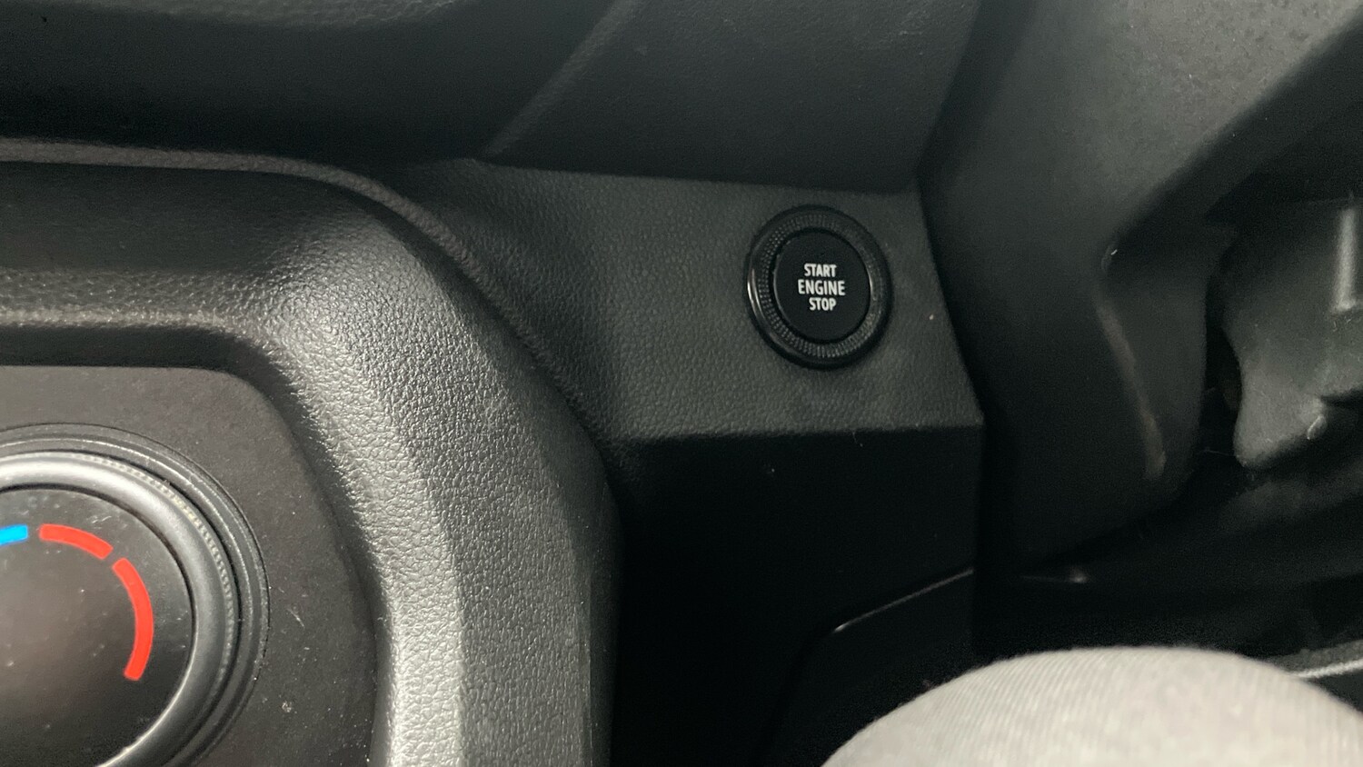 Used Dacia Sandero Stepway 2021 for sale - 76761933: Photo 27