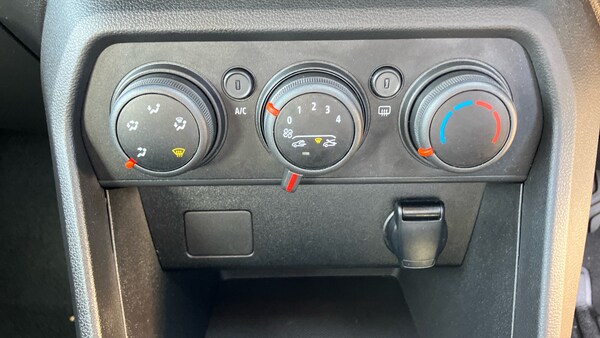 Used Dacia Sandero Stepway 2022 for sale - 75981624: Photo 34