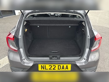 Used Renault Captur 2022 for sale - 78835460: Photo