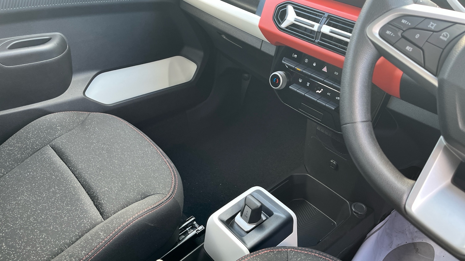 Used Dacia Spring 2025 for sale - 77326007: Photo 14