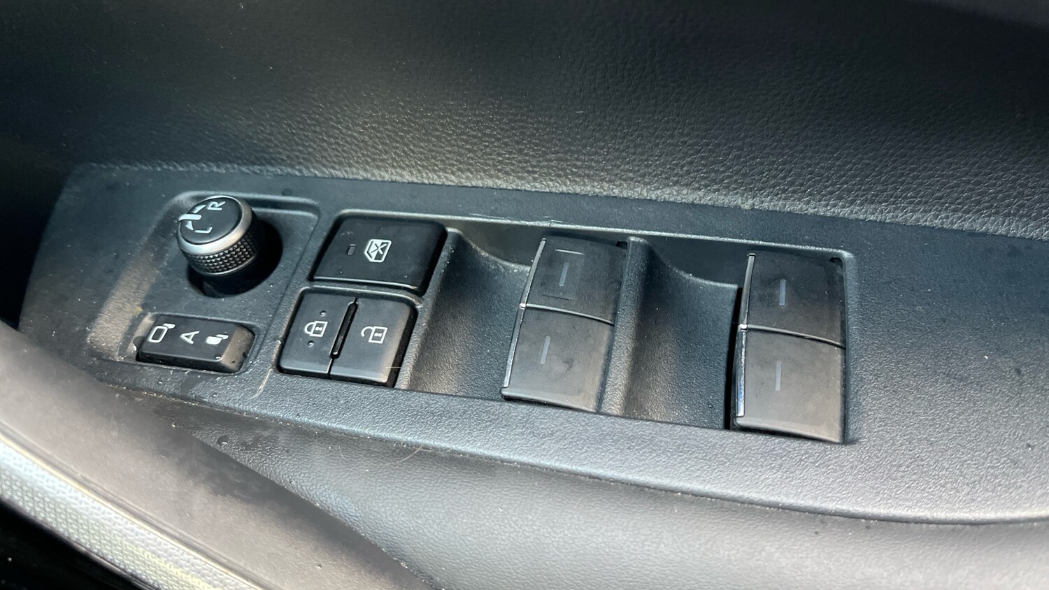 Used Toyota Corolla 2021 for sale - 77675309: Photo 30