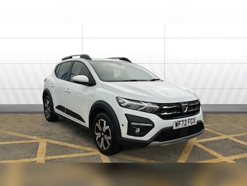 2022 (72) - 1.0 TCe Prestige 5dr Bi Fuel Hatchback