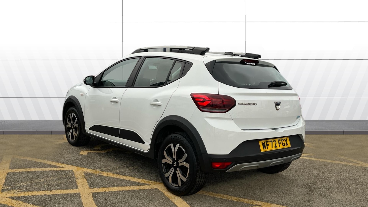 Used Dacia Sandero Stepway 2022 for sale - 76905947: Photo 2