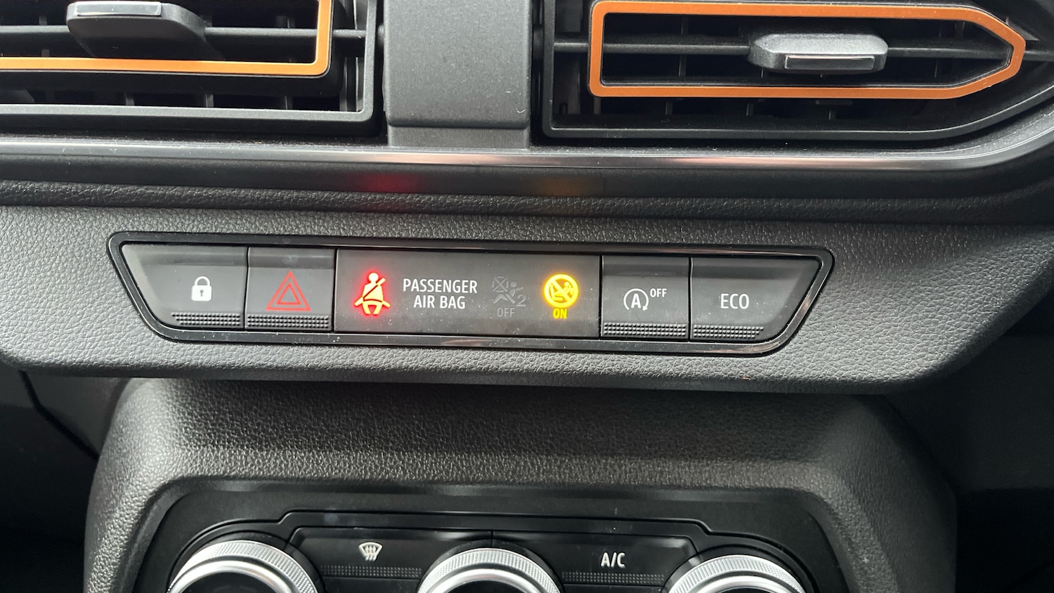 Used Dacia Sandero Stepway 2022 for sale - 76905947: Photo 34