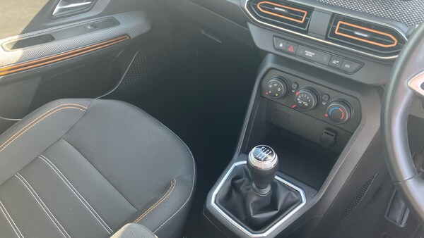 Used Dacia Sandero Stepway 2022 for sale - 76064910: Photo 14
