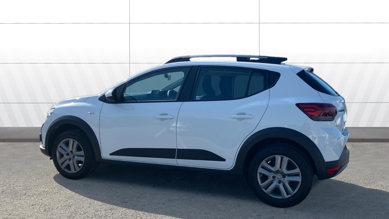 Used Dacia Sandero Stepway 2022 for sale - 76064910: Photo 2