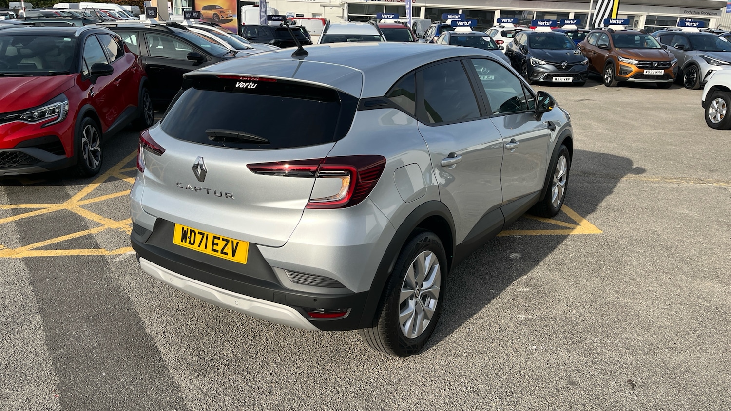 Used Renault Captur 2022 for sale - 76064911: Photo 38