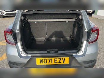 Used Renault Captur 2022 for sale - 76064911: Photo 4