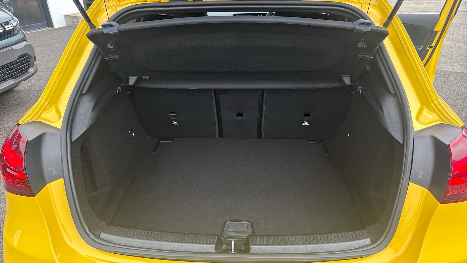 Used Mercedes-Benz A-Class 2023 for sale - 78176425: Photo 4