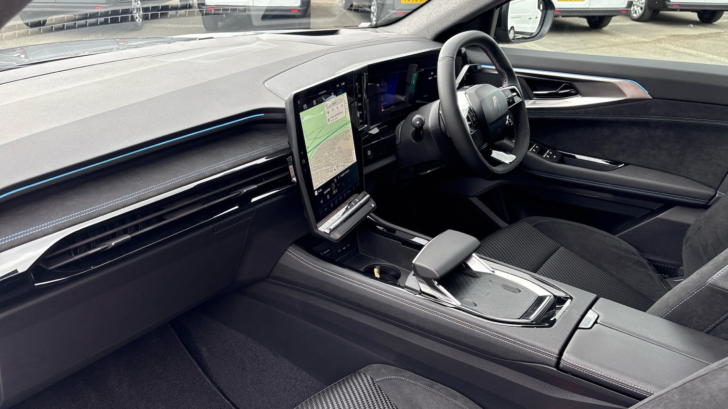 Used Renault Austral 2025 for sale - 76427792: Photo 9