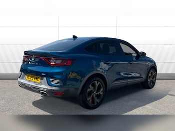 Used Renault Arkana 2023 for sale - 79044589: Photo