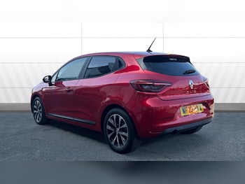 Used Renault Clio 2023 for sale - 78389536: Photo