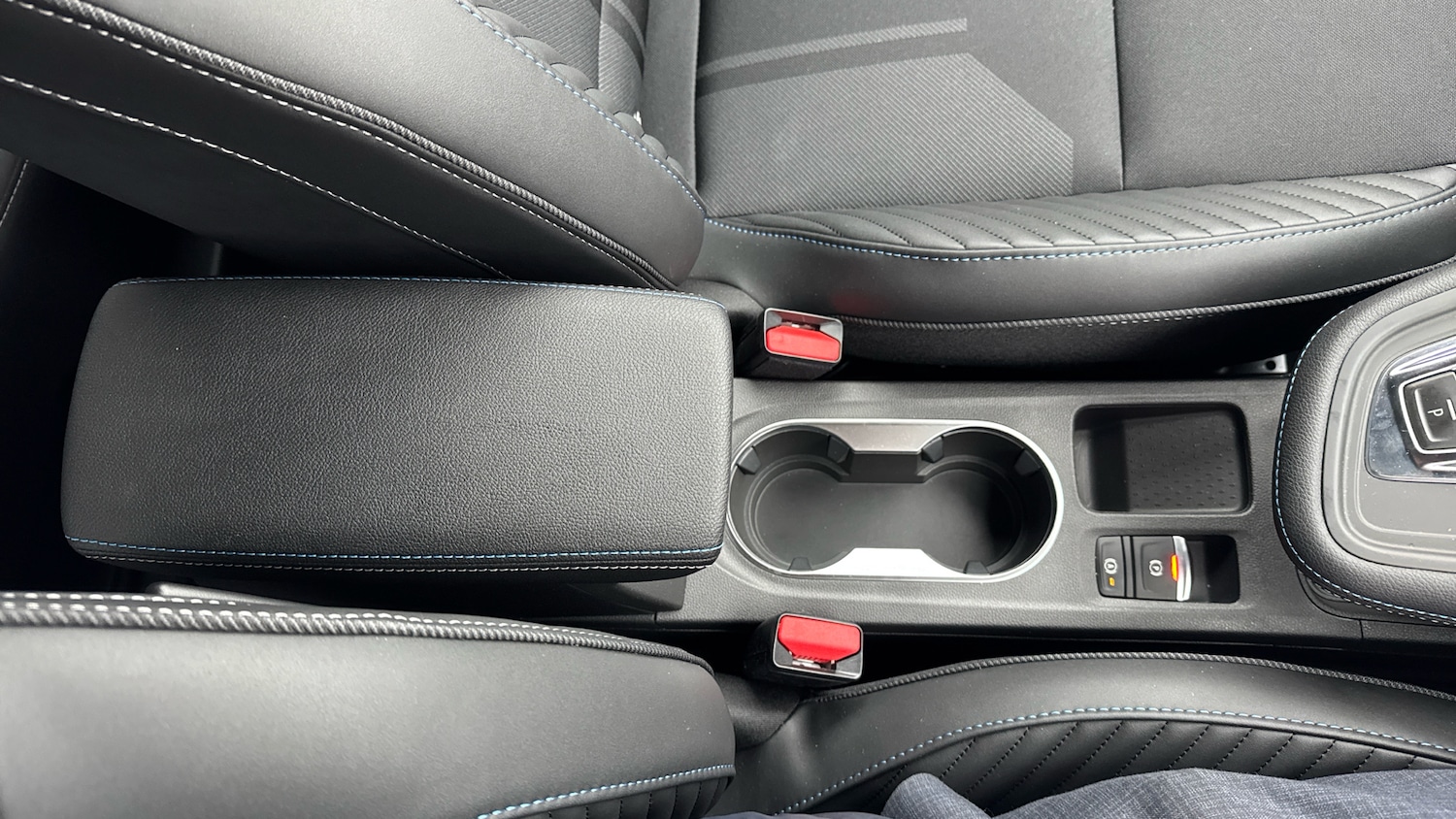 Used Renault Captur 2025 for sale - 76427791: Photo 29