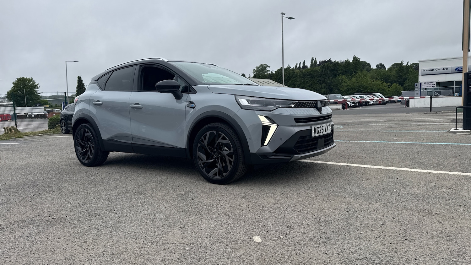 Used Renault Captur 2025 for sale - 76427791: Photo 47