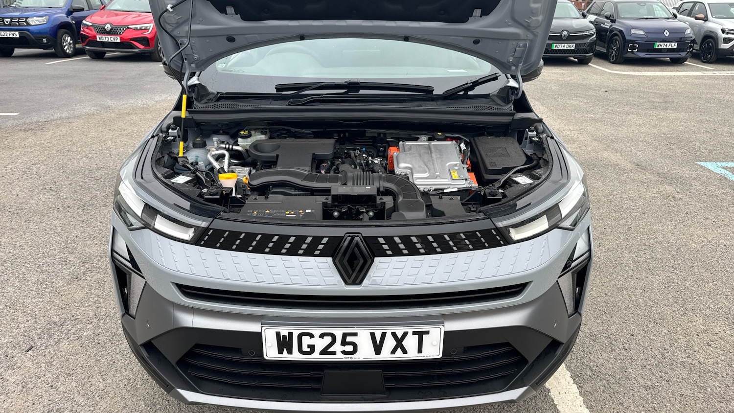 Used Renault Captur 2025 for sale - 76427791: Photo 8
