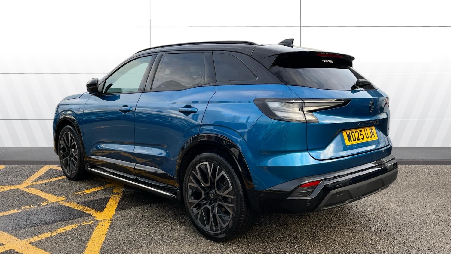 Used Renault Austral 2025 for sale - 77393920: Photo 2