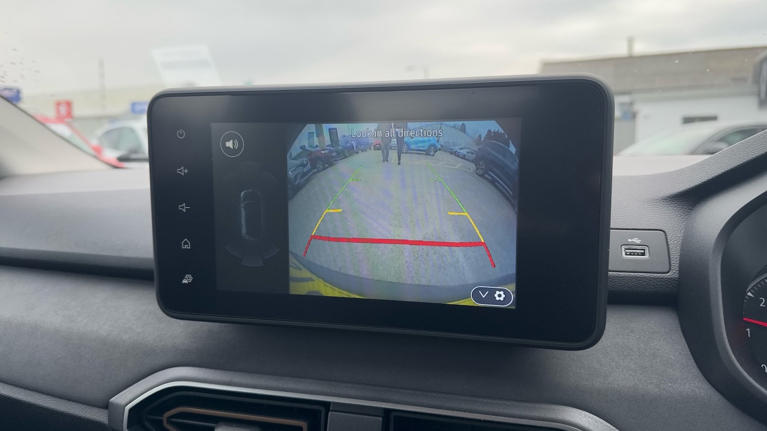 Used Dacia Sandero Stepway 2024 for sale - 76452665: Photo 18