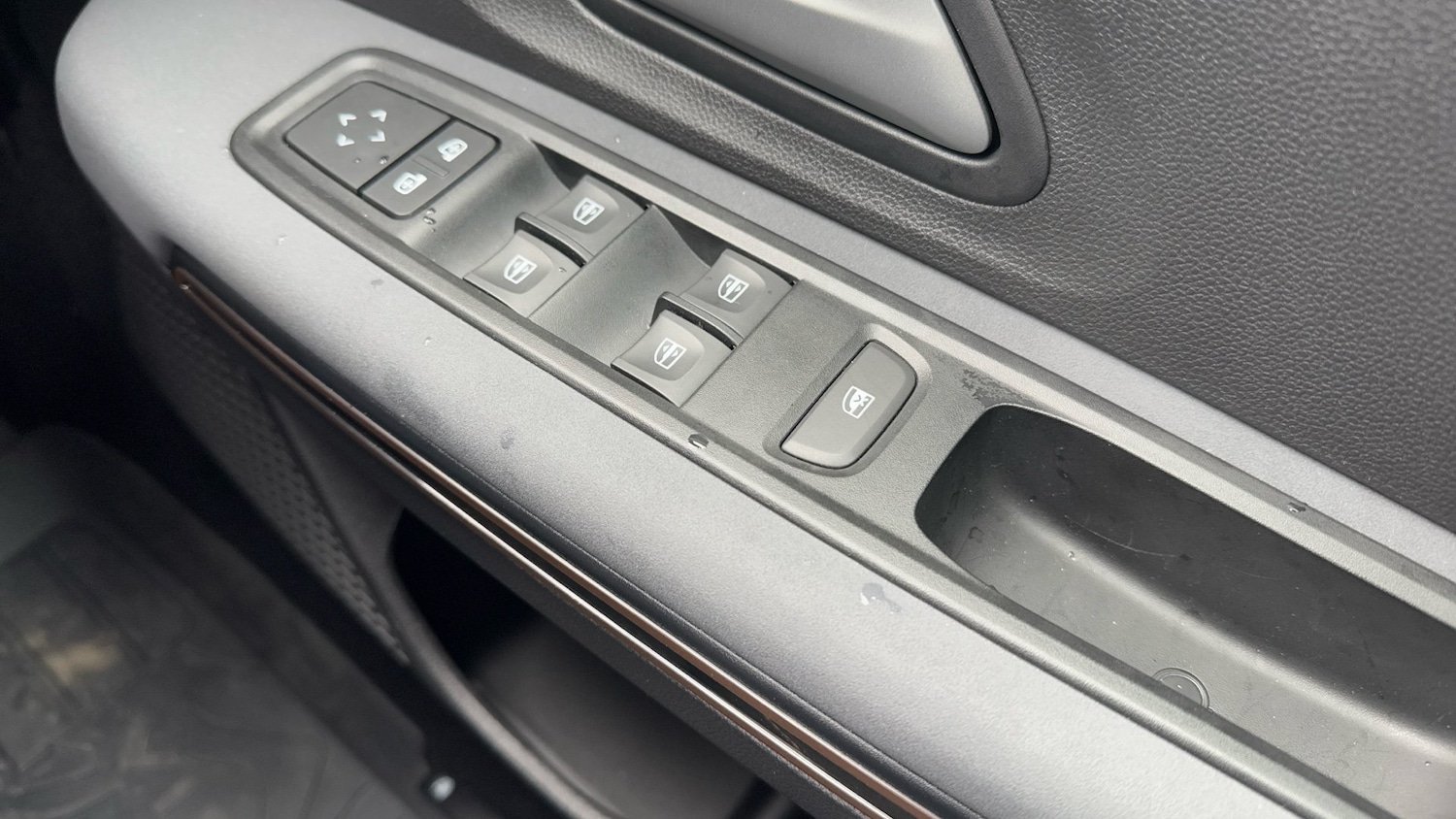 Used Dacia Sandero Stepway 2024 for sale - 76452665: Photo 34