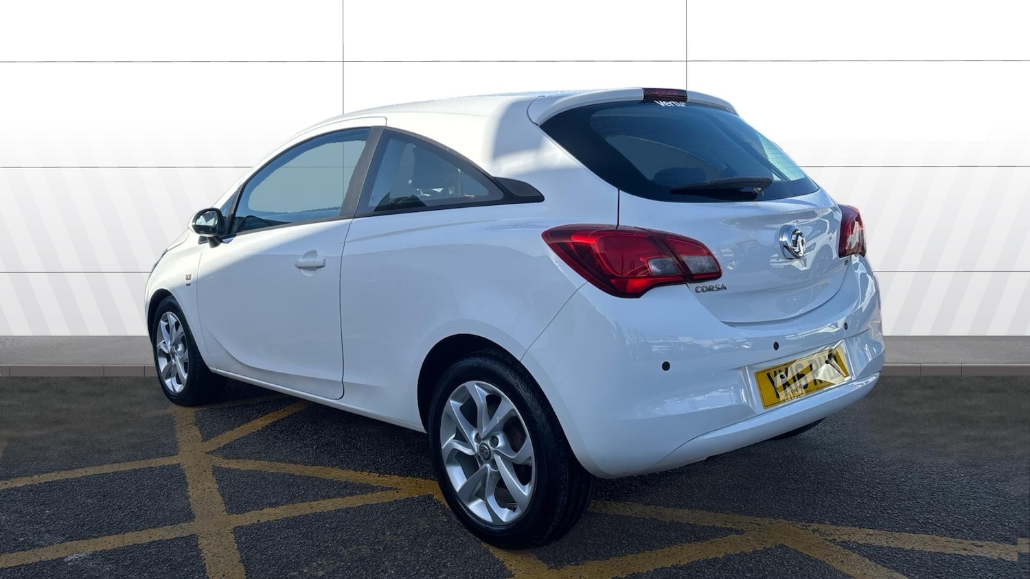 Used Vauxhall Corsa 2016 for sale - 77831621: Photo 2