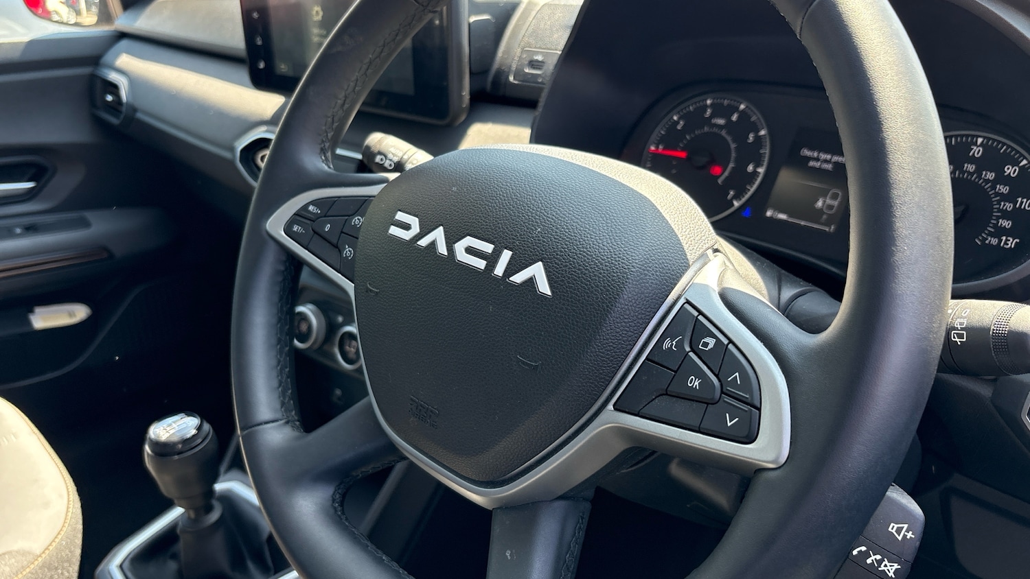 Used Dacia Sandero Stepway 2024 for sale - 76364319: Photo 33