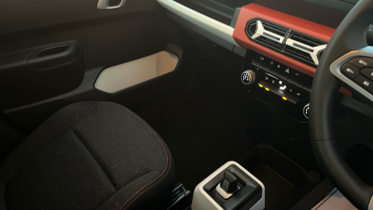 Used Dacia Spring 2025 for sale - 76817382: Photo 14