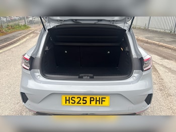 Used Renault Clio 2025 for sale - 78790704: Photo