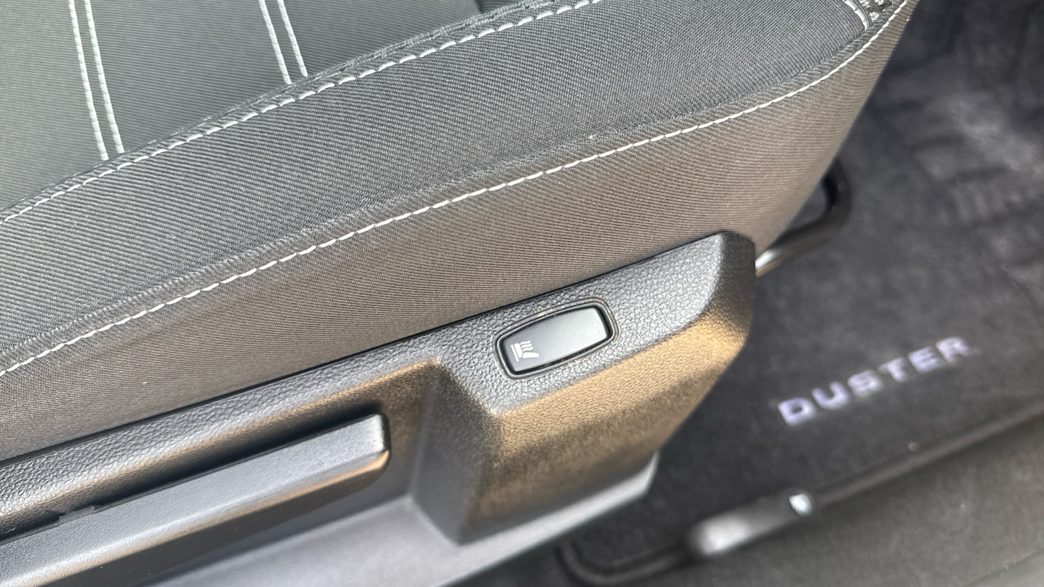 Used Dacia Duster 2024 for sale - 78027043: Photo 35