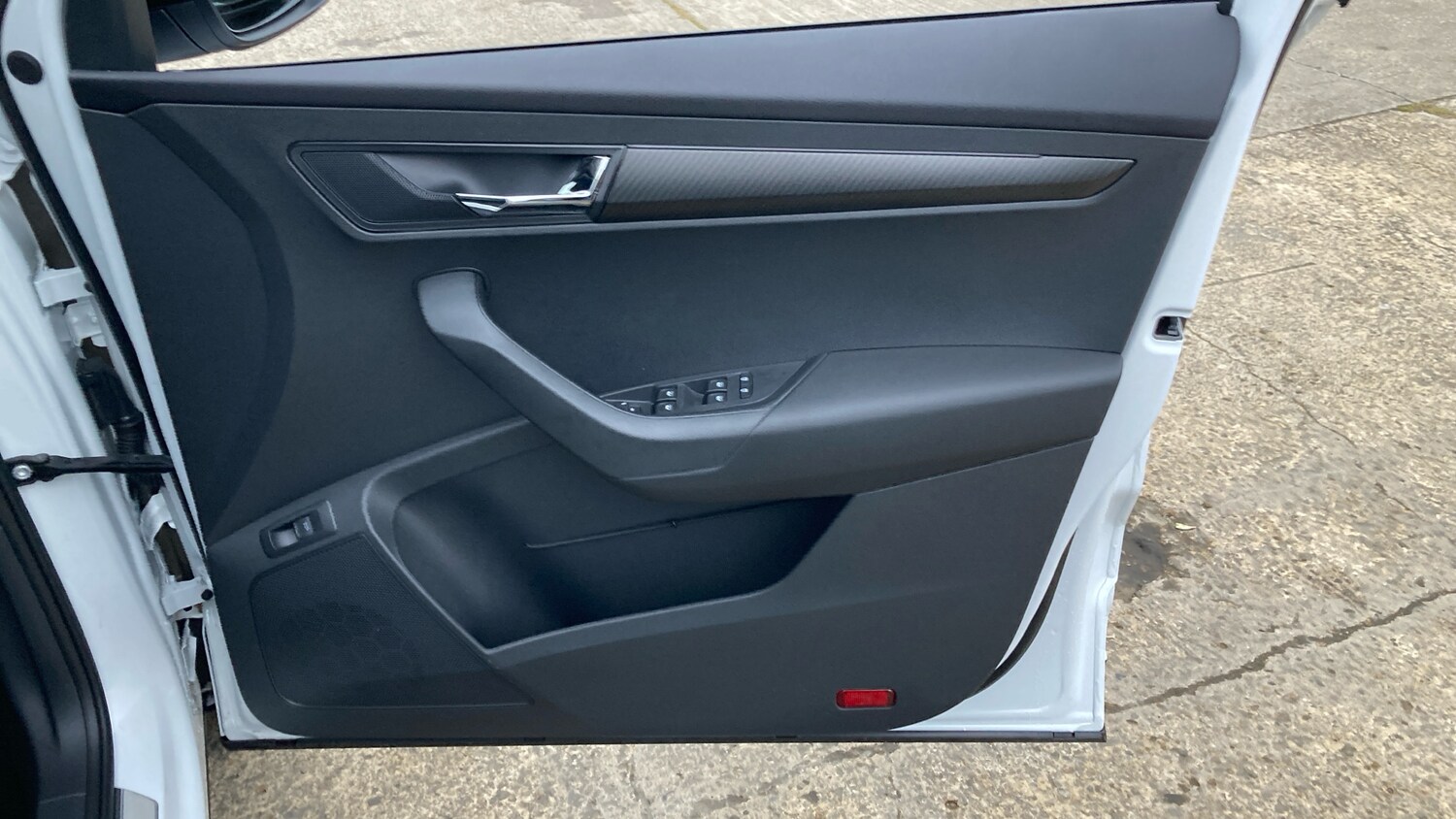 Used Skoda Karoq 2025 for sale - 76807406: Photo 19