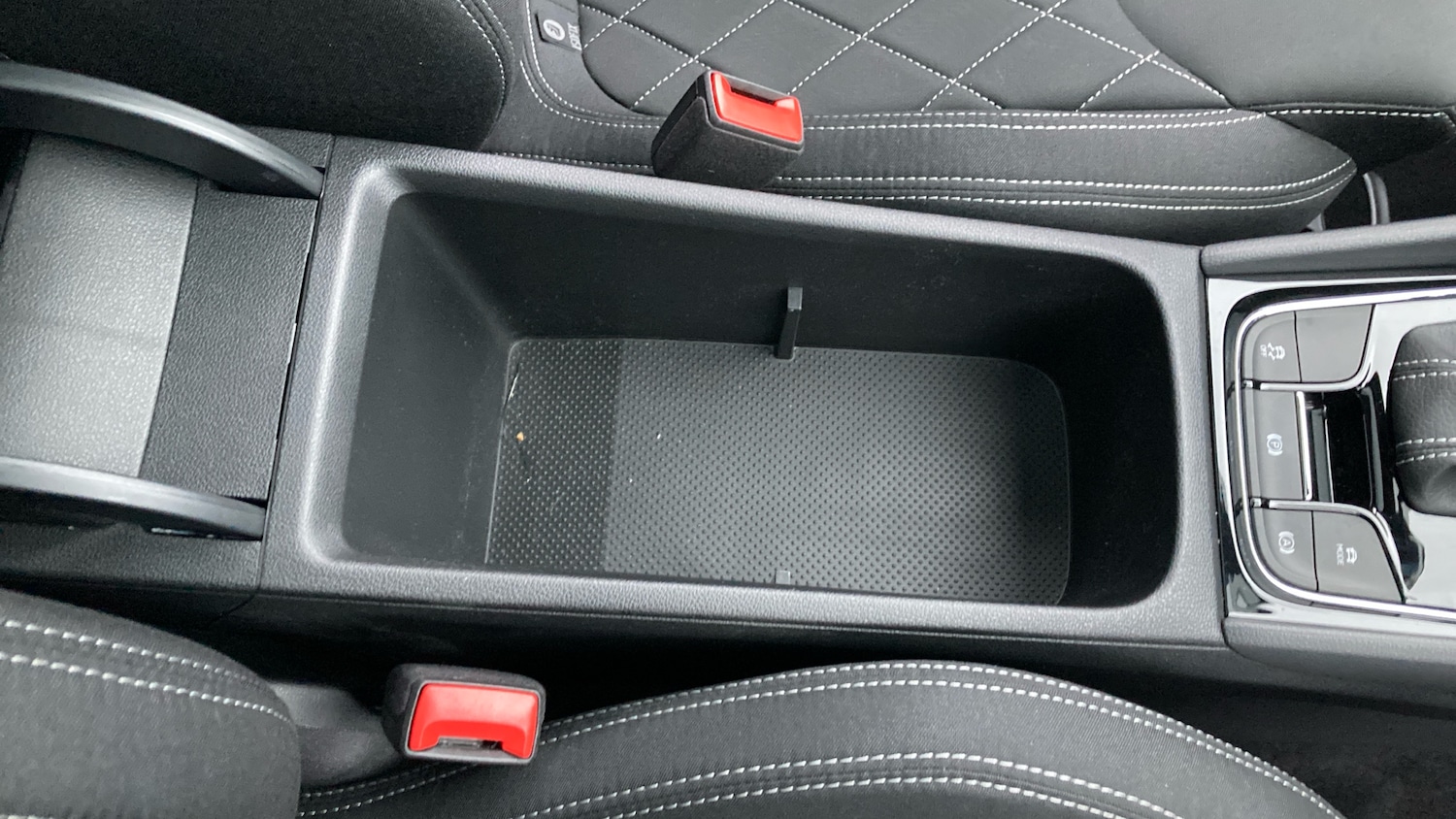 Used Skoda Karoq 2025 for sale - 76807406: Photo 33