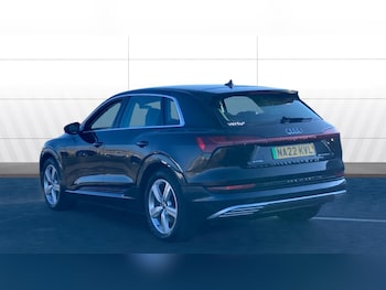 Used Audi e-tron 2022 for sale - 77779000: Photo