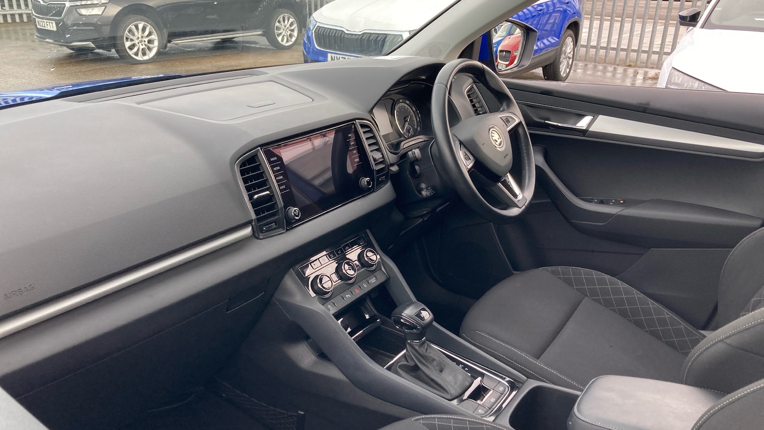 Used Skoda Karoq 2018 for sale - 77570559: Photo 2