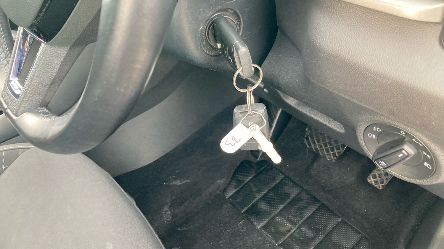 Used Skoda Karoq 2018 for sale - 77570559: Photo 25