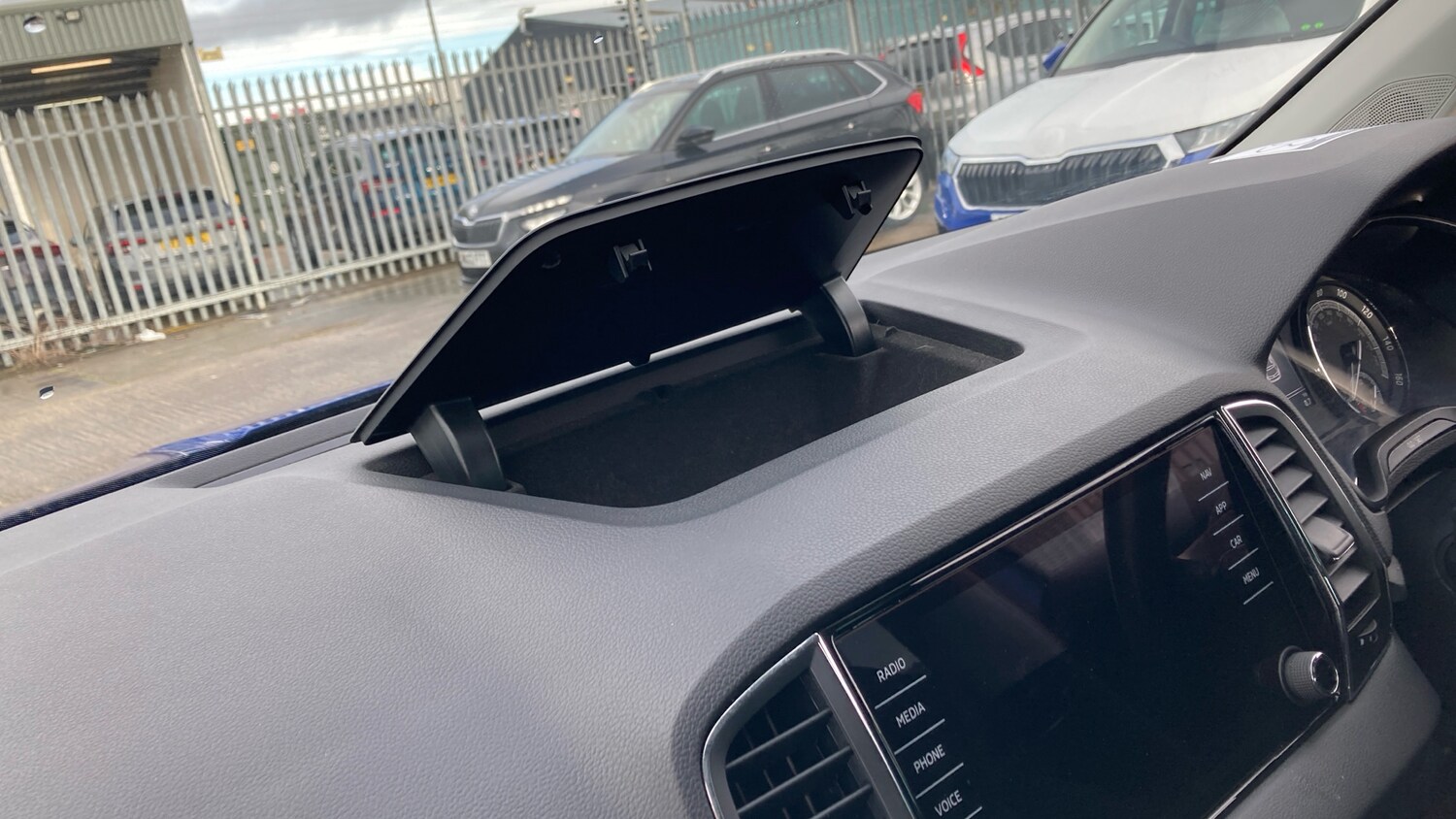 Used Skoda Karoq 2018 for sale - 77570559: Photo 45