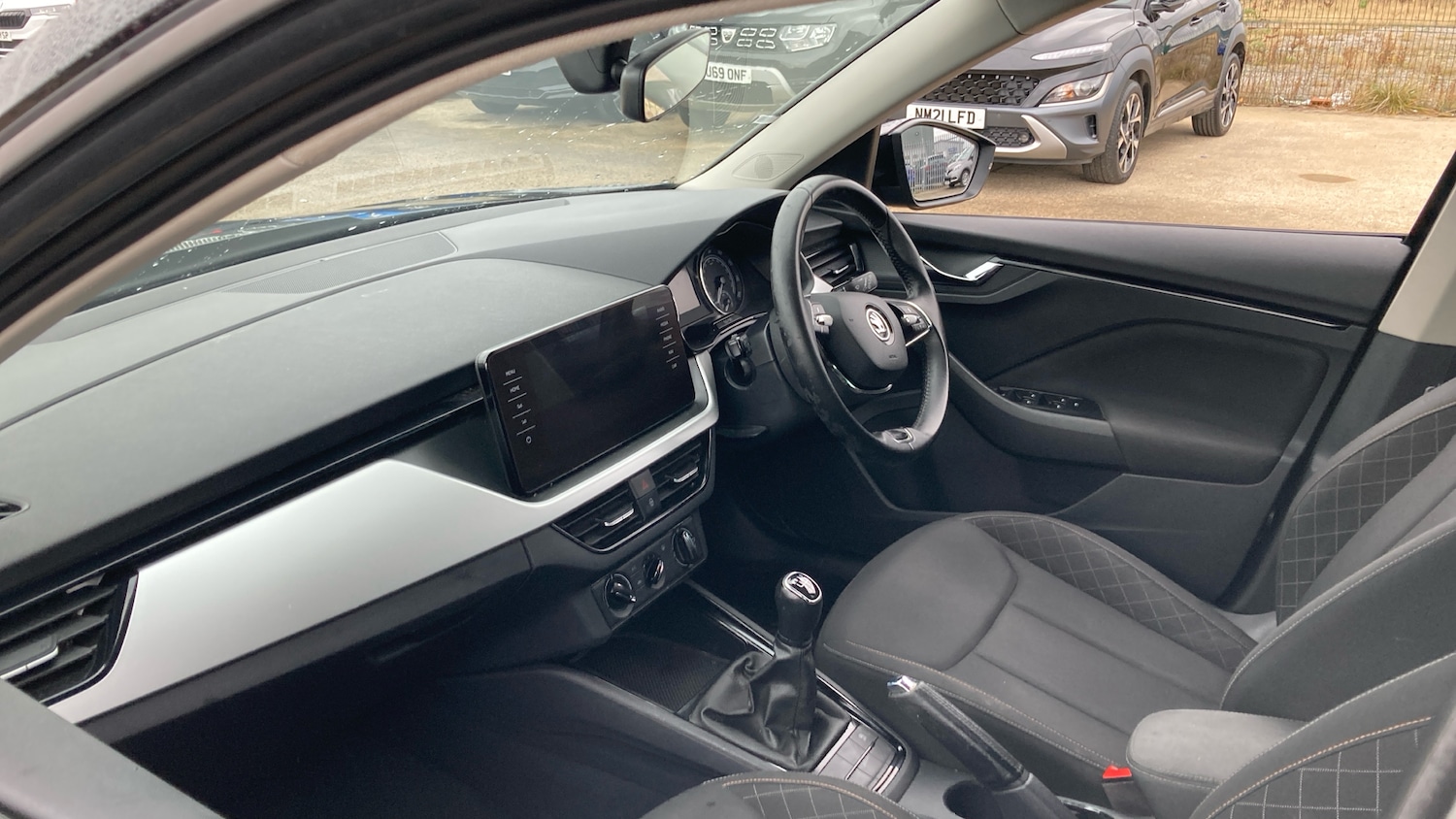 Used Skoda Kamiq 2022 for sale - 76895224: Photo 2